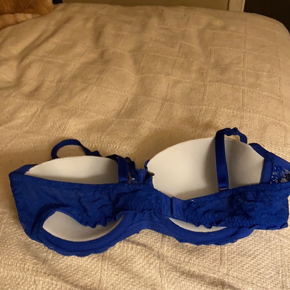 Bra - Picture 2 of 4